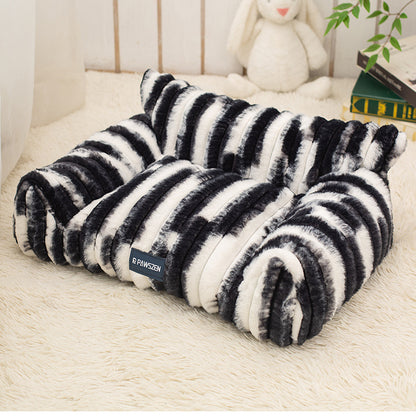Large Plush Pet Sofa Bed – Cozy & Comfortable Dog and Cat Bed